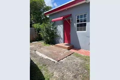 1628  McKinley St, Hollywood, FL 33020 - Photo 1