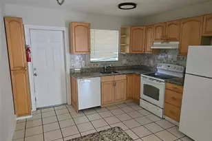 807 W Las Olas Blvd, Fort Lauderdale, FL 33312 - Photo 3