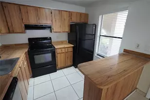 11521 NW 10th St, Hollywood, FL 33026 - Photo 7