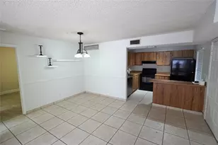 11521 NW 10th St, Hollywood, FL 33026 - Photo 3