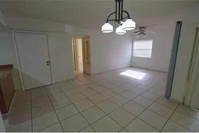 11521 NW 10th St, Hollywood, FL 33026 - Photo 5