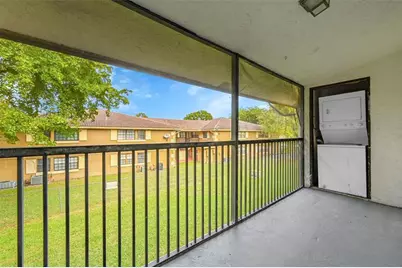 2578  Riverside Dr, Unit #421, Coral Springs, FL 33065 - Photo 23