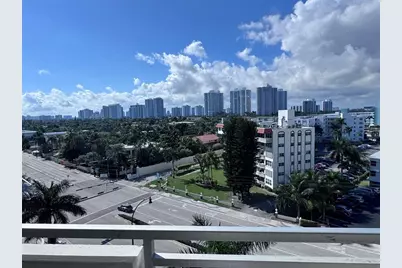 3180 S Ocean Dr, Unit #722, Hallandale Beach, FL 33009 - Photo 11