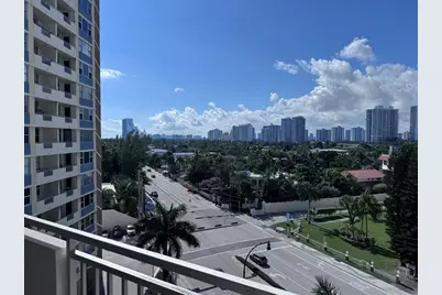 3180 S Ocean Dr, Unit #722, Hallandale Beach, FL 33009 - Photo 9