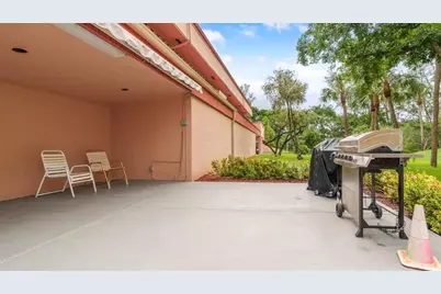 3051  Holiday Springs Blvd, Unit #204, Margate, FL 33063 - Photo 23