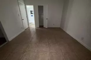 75 SW 10th St, Fort Lauderdale, FL 33315 - Photo 7