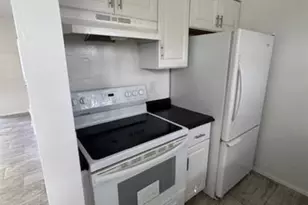 75 SW 10th St, Fort Lauderdale, FL 33315 - Photo 5