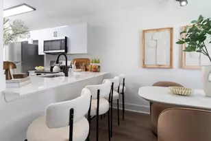 800 The Pointe Dr, West Palm Beach, FL 33409 - Photo 1