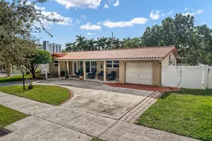 1032 NE 4th Ct., Hallandale Beach, FL 33009 - Photo 3