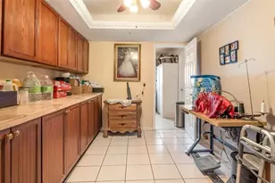 1032 NE 4th Ct., Hallandale Beach, FL 33009 - Photo 37