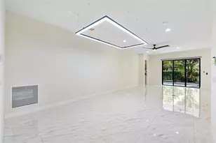 7326 Estero Dr, Lake Worth, FL 33463 - Photo 9