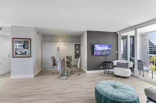 2200 NE 33rd Ave, Fort Lauderdale, FL 33305 - Photo 11