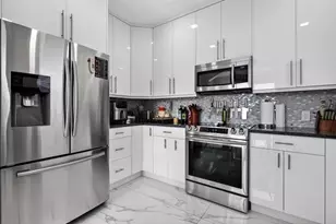 4197 SW 157th Ave, Hollywood, FL 33027 - Photo 11