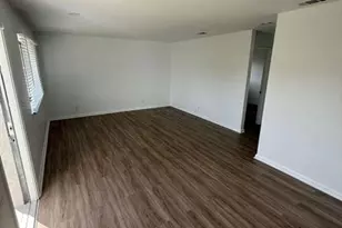 902 E Tiffany Dr, West Palm Beach, FL 33407 - Photo 7