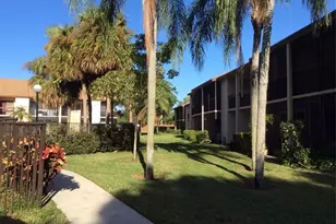 2379 SW 15th St, Deerfield Beach, FL 33442 - Photo 17