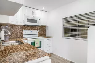2754 SW 54th St, Dania Beach, FL 33312 - Photo 11
