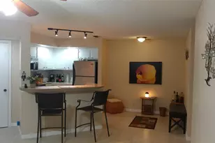 3330 Pinewalk Dr Unit, Margate, FL 33063 - Photo 3