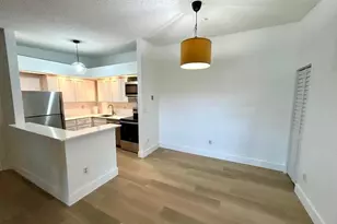 9624 S Belfort Cir, Fort Lauderdale, FL 33321 - Photo 11