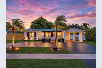 2633 NW 9th Ln, Wilton Manors, FL 33311 - Photo 1