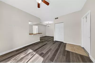 641  Cypress Lake Blvd, Unit #E18, Pompano Beach, FL 33064 - Photo 9