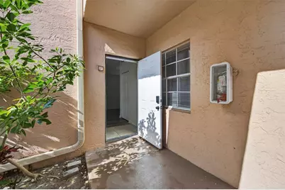 641  Cypress Lake Blvd, Unit #E18, Pompano Beach, FL 33064 - Photo 7