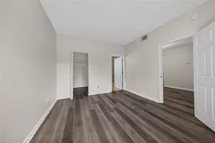 641 Cypress Lake Blvd, Pompano Beach, FL 33064 - Photo 27