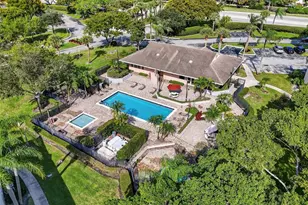 641 Cypress Lake Blvd, Pompano Beach, FL 33064 - Photo 43