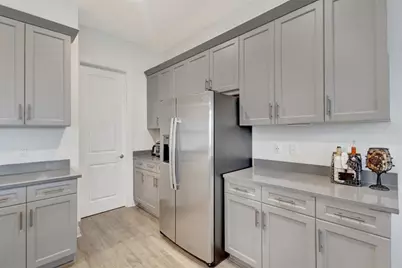 15865  Key Biscayne Ln, Loxahatchee, FL 33470 - Photo 11