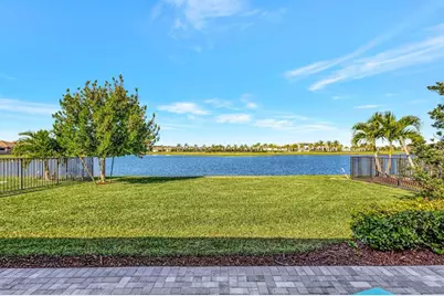 15865  Key Biscayne Ln, Loxahatchee, FL 33470 - Photo 43