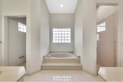 20231 NW 10th St, Pembroke Pines, FL 33029 - Photo 11