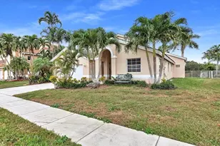 20231 NW 10th St, Pembroke Pines, FL 33029 - Photo 47