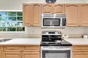 20231 NW 10th St, Pembroke Pines, FL 33029 - Photo 5