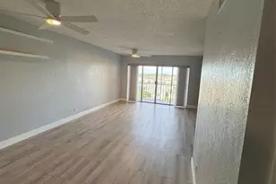 1101 Crystal Lake Dr, Deerfield Beach, FL 33064 - Photo 1