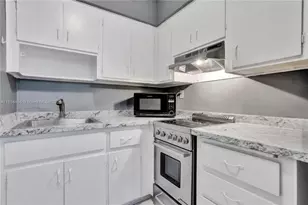 1816 E Oakland Park Blvd, Oakland Park, FL 33306 - Photo 7