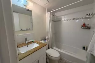 7173 Orange Dr, Davie, FL 33314 - Photo 15