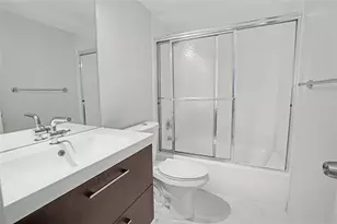 1009 N Ocean Blvd, Pompano Beach, FL 33062 - Photo 11