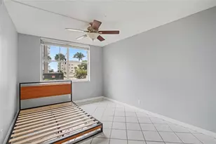 1009 N Ocean Blvd, Pompano Beach, FL 33062 - Photo 9