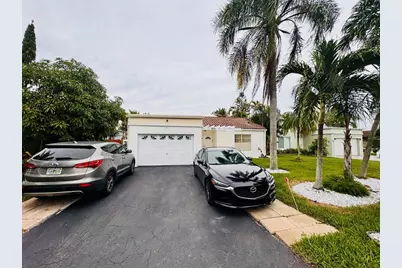 9673 NW 45th St, Sunrise, FL 33351 - Photo 27