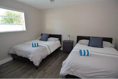 3840 N 42nd Ter, Hollywood, FL 33021 - Photo 15