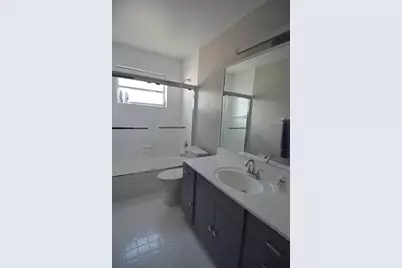 3840 N 42nd Ter, Hollywood, FL 33021 - Photo 11