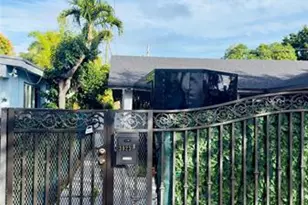 3923 SW 62nd Ct, Miami, FL 33155 - Photo 3