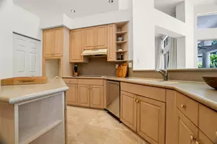 1012 SW 156th Ave, Pembroke Pines, FL 33027 - Photo 23