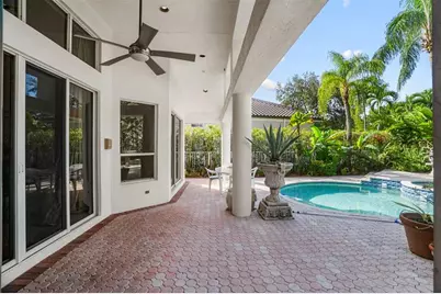 1012 SW 156th Ave, Pembroke Pines, FL 33027 - Photo 47