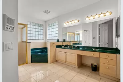 1012 SW 156th Ave, Pembroke Pines, FL 33027 - Photo 35