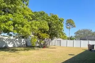 1117 SE 19th Terrace, Cape Coral, FL 33990 - Photo 5