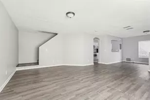 7402 E Banks Dr Unit, Tampa, FL 33617 - Photo 11