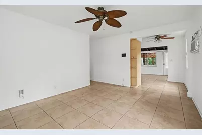2530  McKinley St, Hollywood, FL 33020 - Photo 3