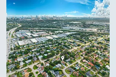 20335 NE 13th Ct, Miami, FL 33179 - Photo 39