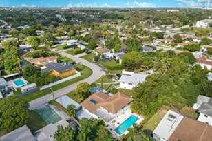 20335 NE 13th Ct, Miami, FL 33179 - Photo 41