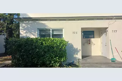 725 N E St, Lake Worth Beach, FL 33460 - Photo 1